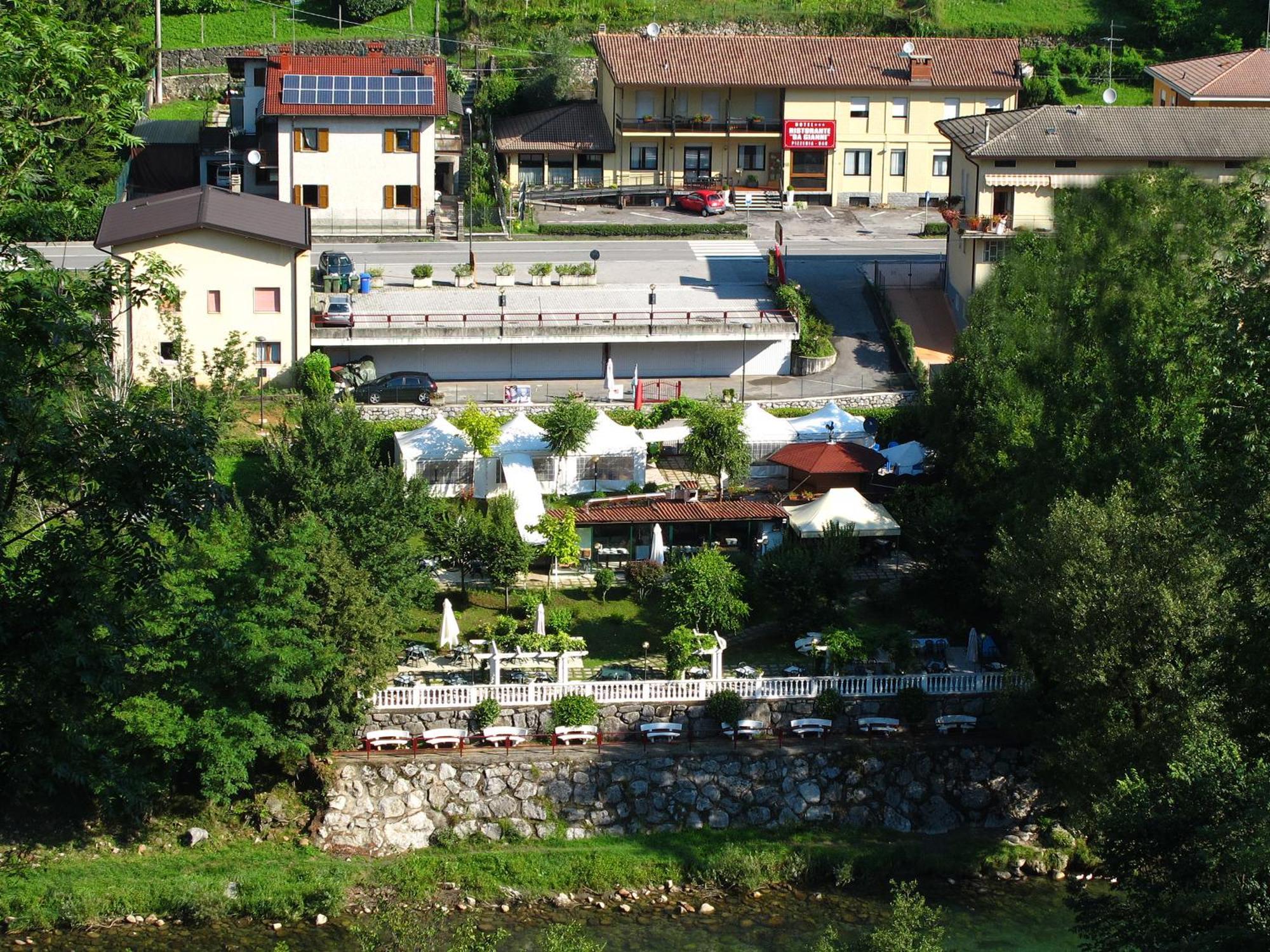 Da Gianni Hotel Zogno Esterno foto